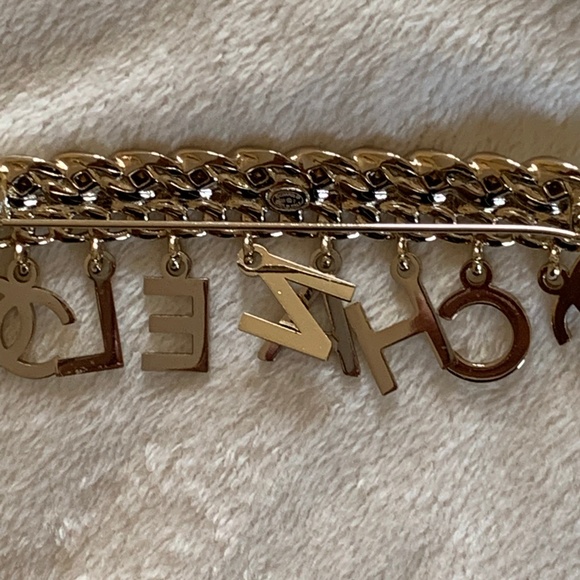 Amazon.com: DSADKI A-Z Lette Brooch 26 Initial Pins Gold  Authentic Large Gold Letter Crystals Brooch